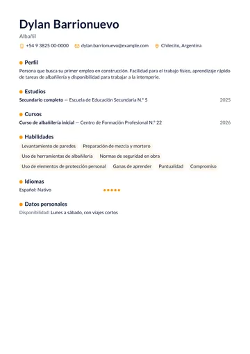 Ejemplo de CV de albañil sin experiencia, con secundario completo y un curso de albañilería, hecho con CV Amigo. Datos inventados.