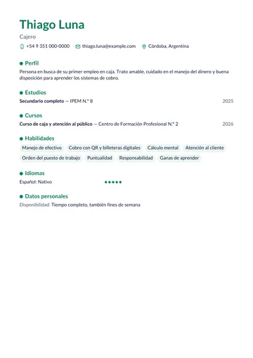 Ejemplo de CV de cajero sin experiencia, con estudios y un curso, hecho con CV Amigo. Datos inventados.