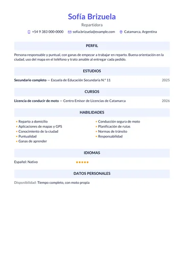 Ejemplo de CV de repartidora sin experiencia, con secundario completo y licencia de moto, hecho con CV Amigo. Datos inventados.