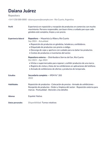 Ejemplo de CV de repositora con poca experiencia, en mayorista y como externa, hecho con CV Amigo. Datos inventados.