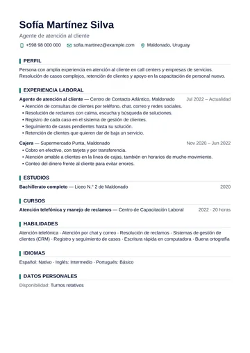 Ejemplo de currículum de agente de atención al cliente en Uruguay con el diseño Esencial, hecho con CV Amigo. Datos inventados.